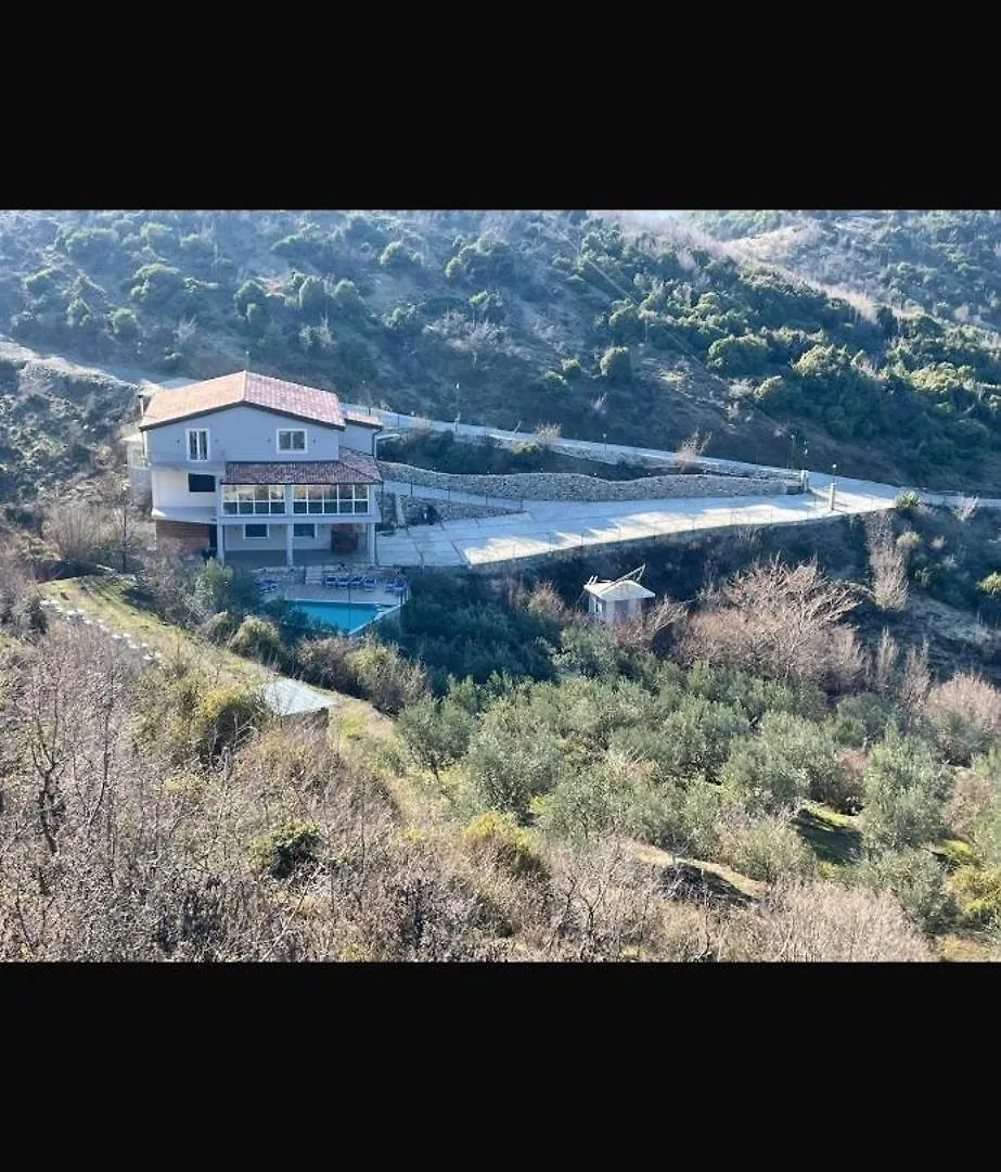 Qyteza Guest House & Camping Shkodër Apartmán