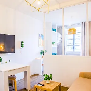 https://le-cosy-studio-60m-gare-hypercentre-clim-wifi.fr-provencehotel.com